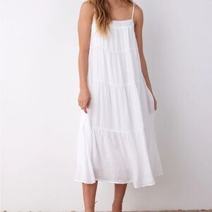 Flowy Tiered Cami Dress In White Size XS
